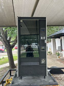 Snack Vending Machine