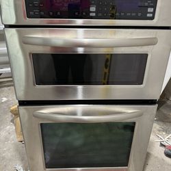 Kitchen aid double (oven and microwave)