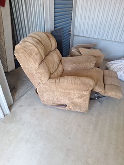 Recliner chair