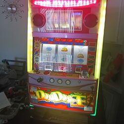 I Have My Slot Machine It's A Nice One Yes It Works