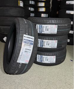 205/55/16 Kumho 4 new tires mounted and balanced included