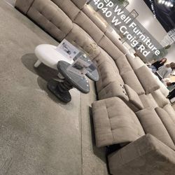 ✨️Reclining Sectionals Sofas ✨️ Furniture Sectionals, Bedrooms, Dining Avail