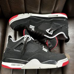 AIR JORDAN 4 Bred Nike Logo