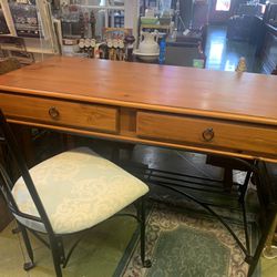 47x23x31 desk and chair. Nice!  95.00 Johanna at Antiques And More 316b Main Street Buda. Furniture collectibles sterling silver jewelry gifts vintage