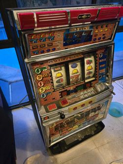 Rainbow Quest Slot Machine 