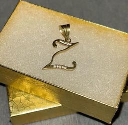 10K gold “Z” pendent