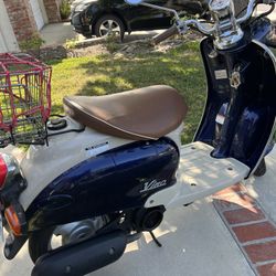 2002 Yamaha Vino 50cc. 