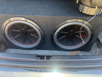 Sonido 2 kicker 12” comp r , 2 amplificadores, estéreo kenwood
