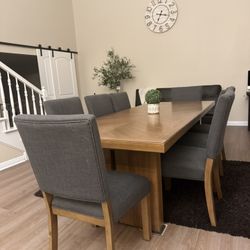 9 Piece Dinning Table 