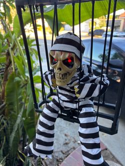 Halloween Skeleton Prisoner Cage Decoration