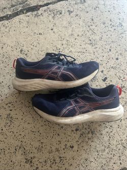 Asics shoes men’s 9.5