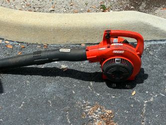 Leaf blower