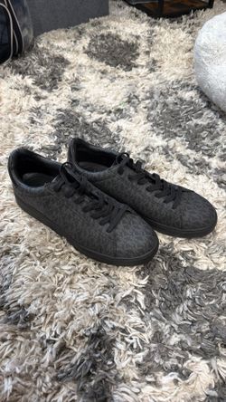 Tennis Michael Kors Size 8.5