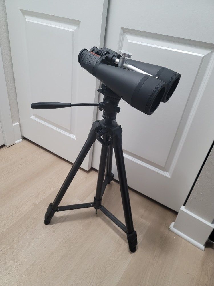 Skymaster 20x80 Binoculars with Tripod and Carrying Cases