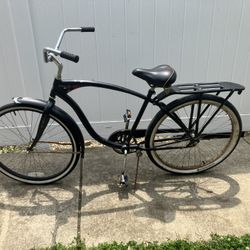 26 inch Schwinn beach cruiser