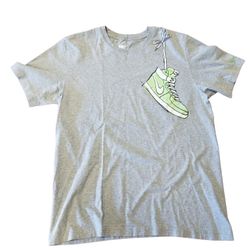 AIR FORCE 1 T-SHIRT $15 (GOOD CONDITION) SIZE L