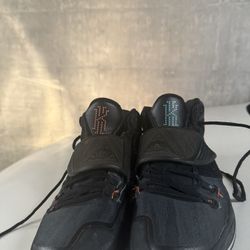 Nike Kyrie 6 Shot Clock Size 11.5