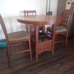 Apartment size dining table