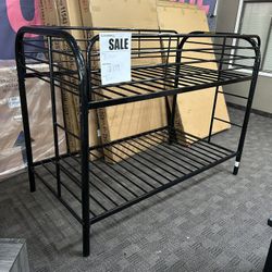 Black Metal Twin Bunk bed 