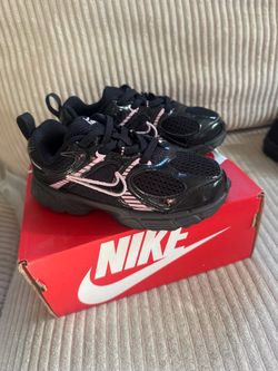 Toddler shoes 9.5