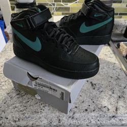 Nike Air Force 1 Size 9 (3 Pairs -75 Each)