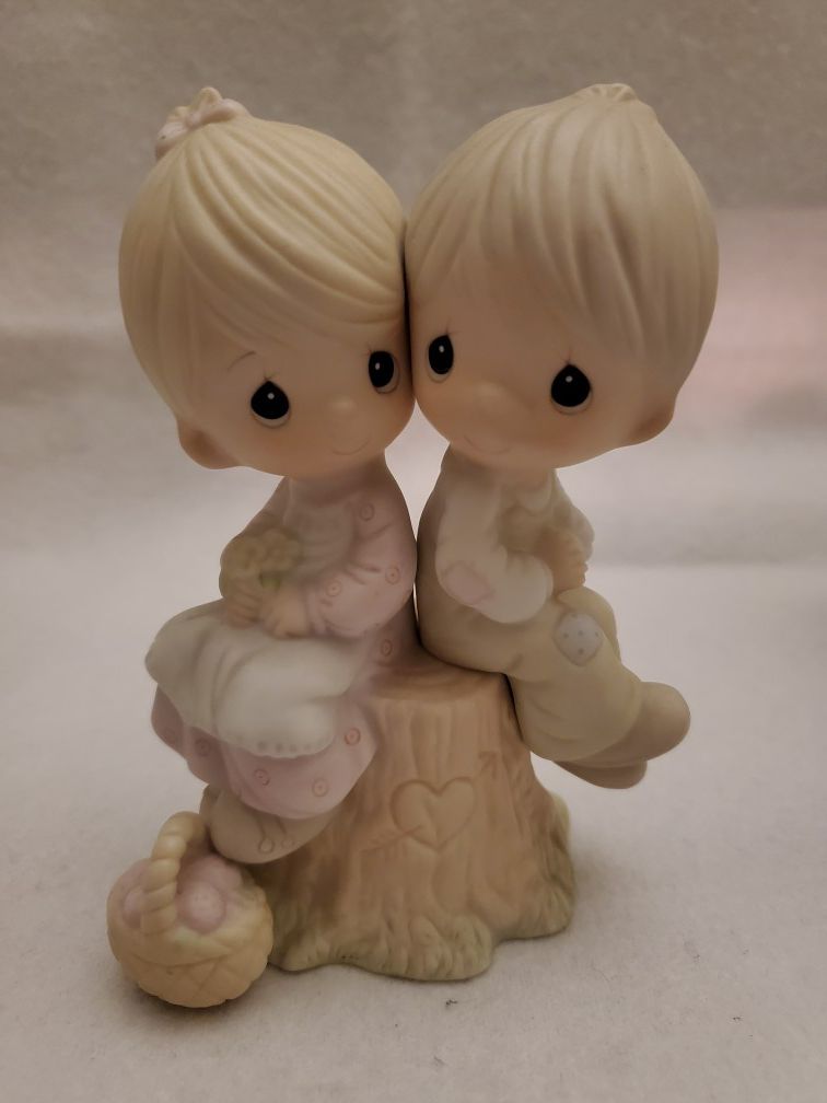 Precious Moments 1978 *Vintage* Figurine : Love One Another