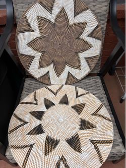 Woven round wall decor pieces