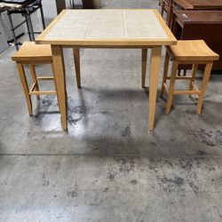 High Top Table With 2 Stools  