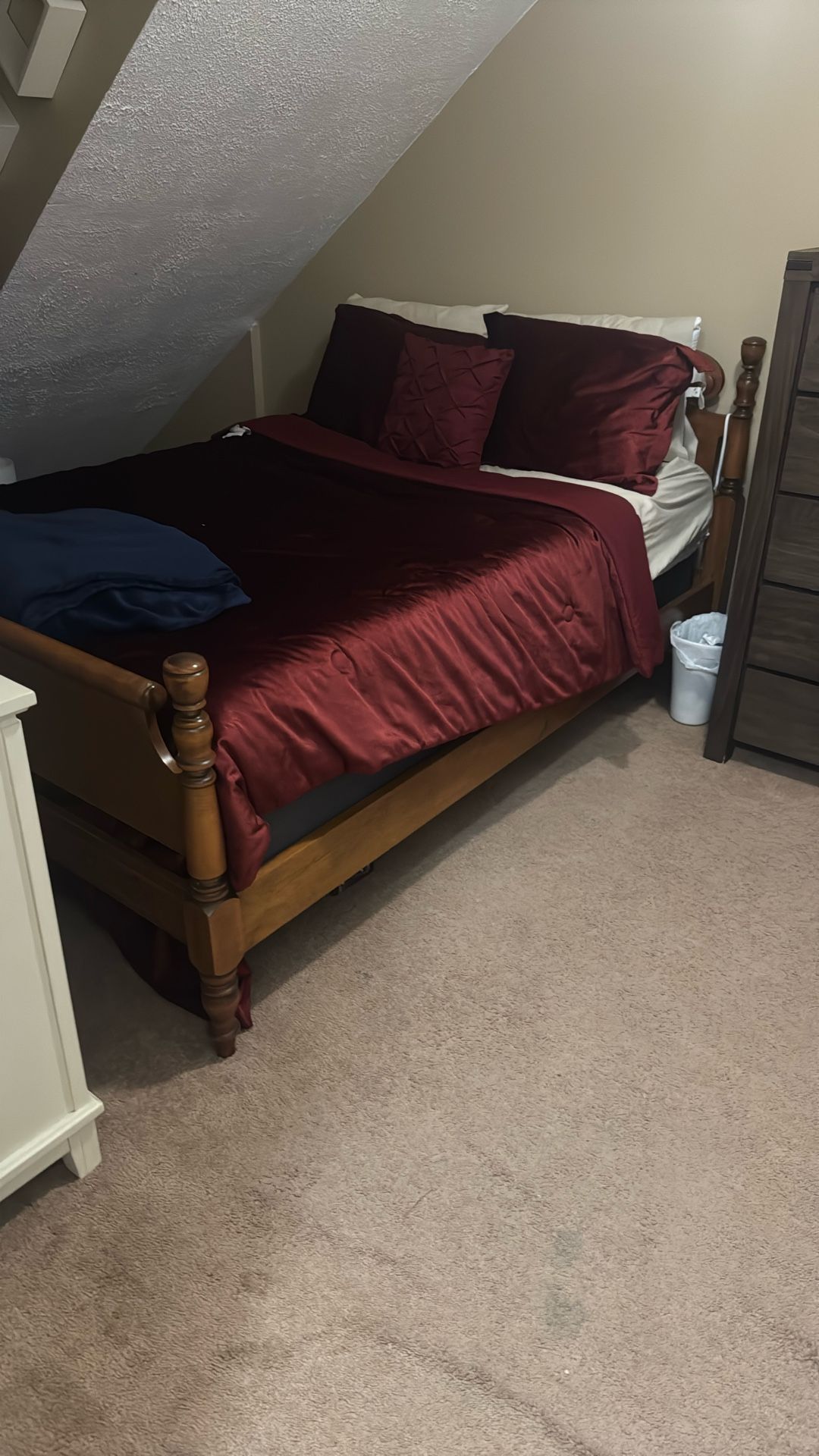 Full Size Bed With Box Spring( Mattress Not Included) 