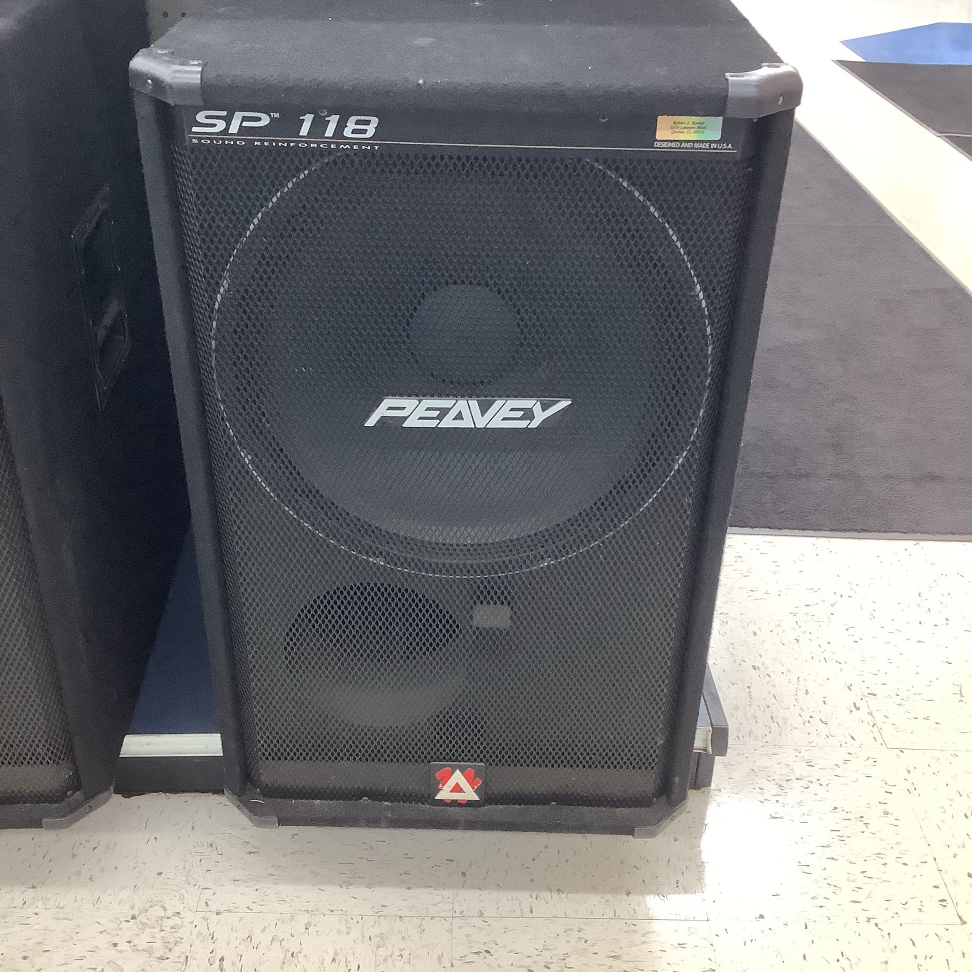 Peavey SP118