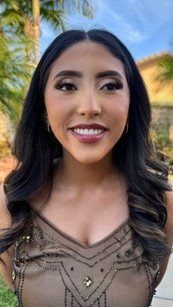 MAKEUP