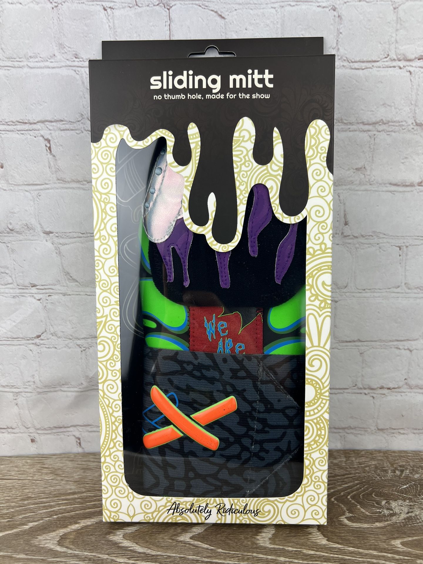 Absolutely Ridiculous Out Of This World Sliding Mitt Jazz Chisolm Glow In Dark