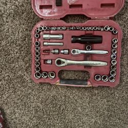 Craftsman 51-Piece Max Axess Mechanics Tool Set
