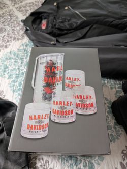 Harley Davidson Drink Pitcher And Glasses