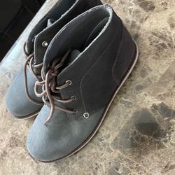 Shoes  SPERRY For Boys Size 3.5  New 