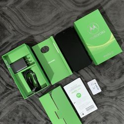 BRAND NEW 6.2” Unlocked Motorola G7 Plus Phone📱, 64GB Storage. Yes It’s Unlocked And Never Used.