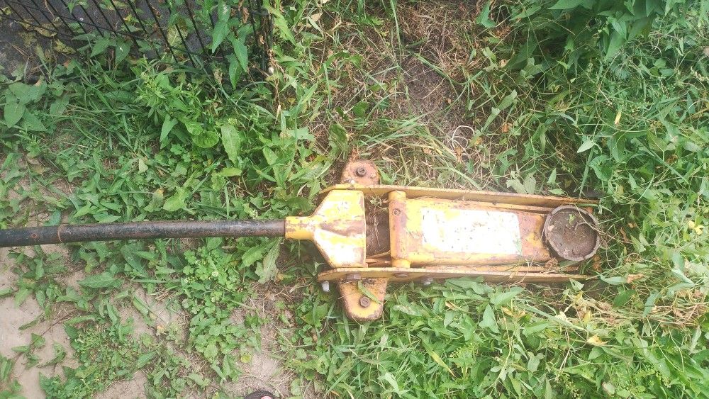 Heavy Duty Car Jack Two And A Half Ton