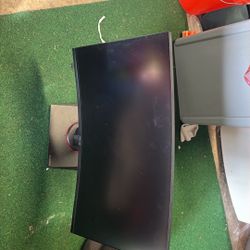 Curved Asus 1440p 144hz Gaming Monitor 