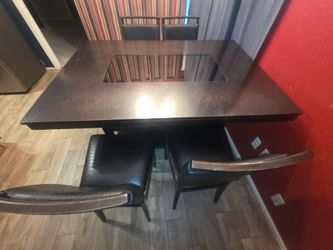 Dinning table