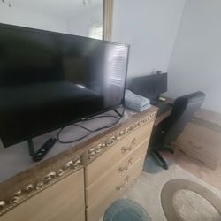 32" Smart TV TLC