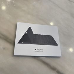 NEW! iPad Pro Smart Keyboard 