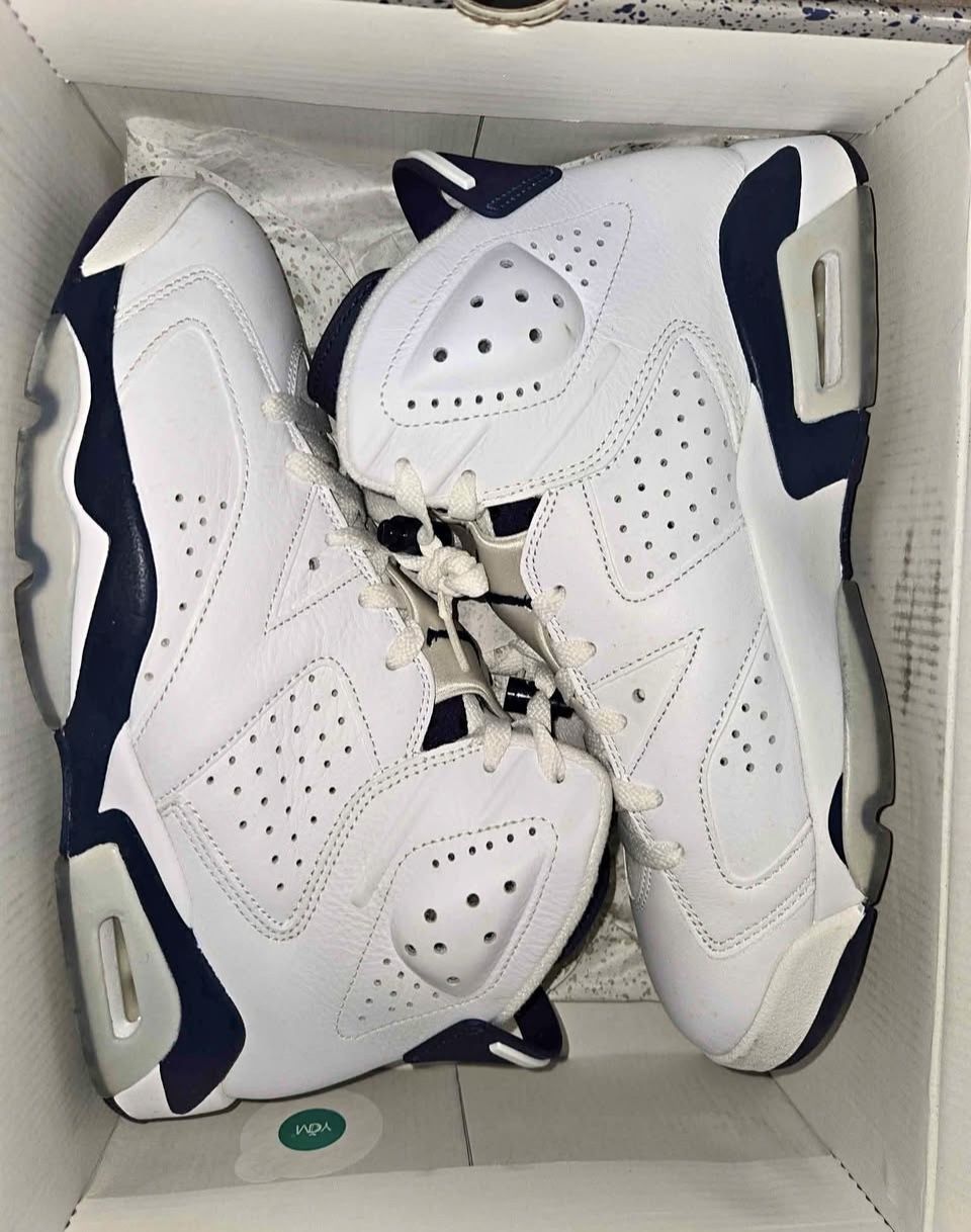 Air Jordan ‘Midnight Navy’ 6s