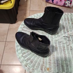 Ariat Boots Size 7.5 Gently Used