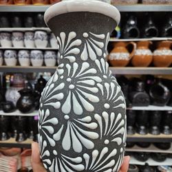 💥 Talavera Flower Vase 💐 🤍 🖤
