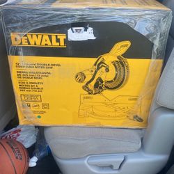 Dewalt 