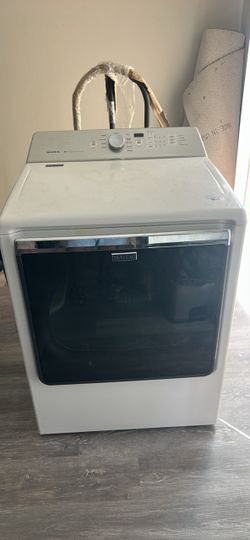 Maytag Bravos XL Front-Load Dryer White