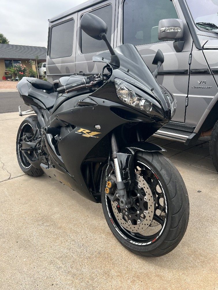 2004 Yamaha R1