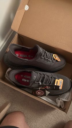 Safety shoes sketcher's. size Men 9