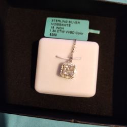 Moissanite Square Halo Pendant 