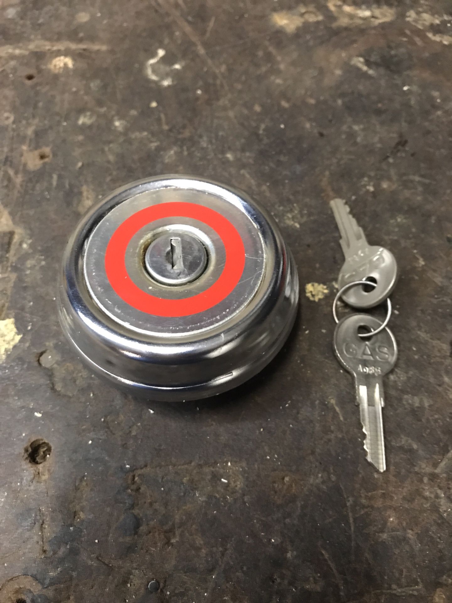 Vintage Stant locking gas cap (Ford, Mercury, etc)